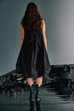 Load image into Gallery viewer, Froncé Réglable Chambermaid Dress

