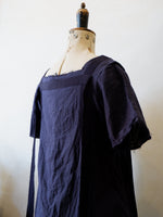 Load image into Gallery viewer, Sleeved Apiary Dress
