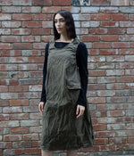 Load image into Gallery viewer, Froncé Réglable Chambermaid Dress
