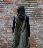 Load image into Gallery viewer, Froncé Réglable Chambermaid Dress
