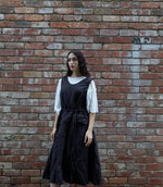 Load image into Gallery viewer, Froncé Réglable Chambermaid Dress
