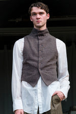 Load image into Gallery viewer, Woollen High Collar Vest
