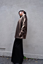Load image into Gallery viewer, Wool Raglan Sweater
