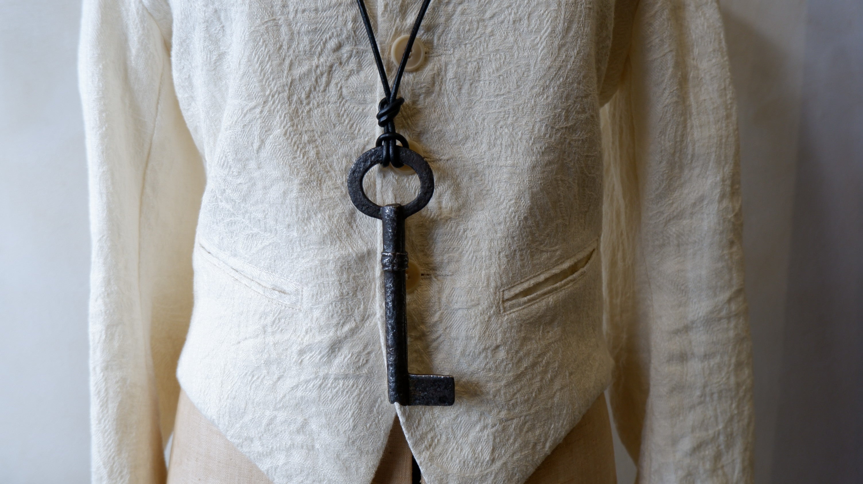 PENDANT - Oxidised key