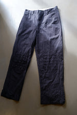 Load image into Gallery viewer, Distressed Structura Pants

