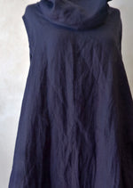 Load image into Gallery viewer, Hirsch Dress
