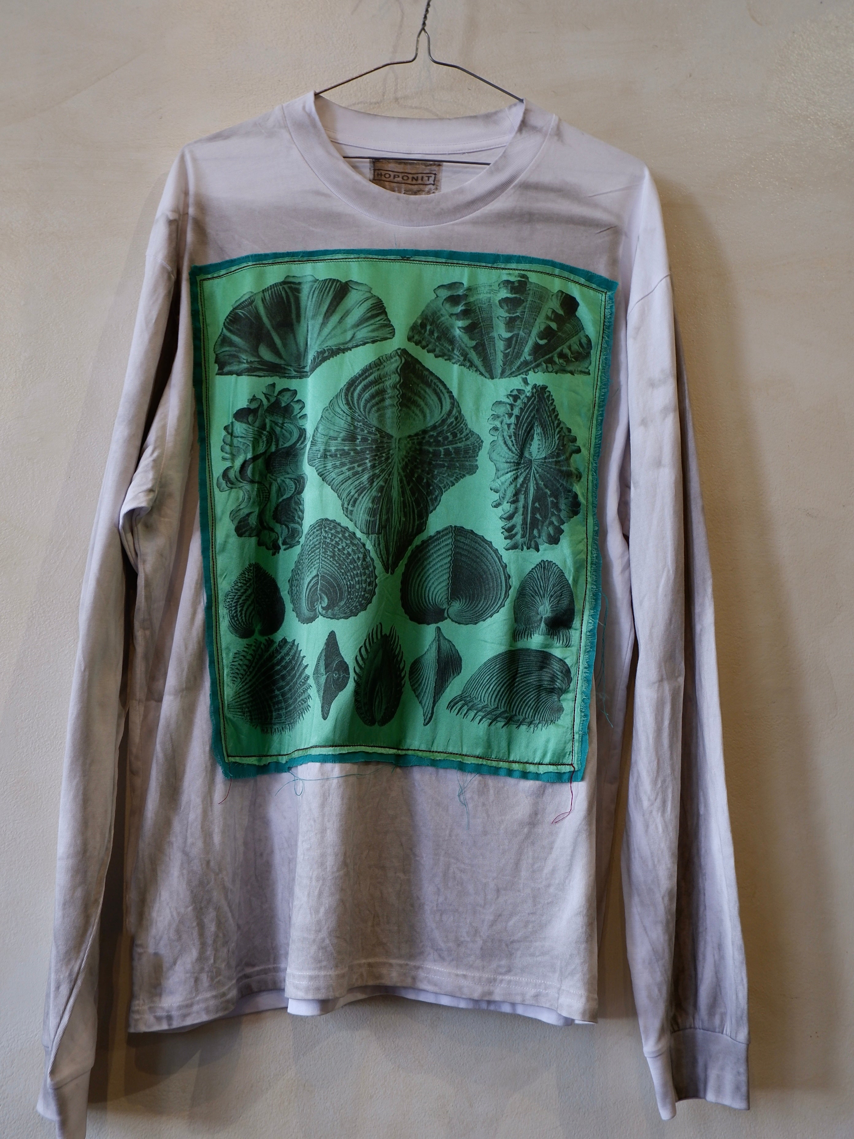 CTSKEHSHGR60 HAECKEL SHELL DISTRESSED TEE GREEN SILK