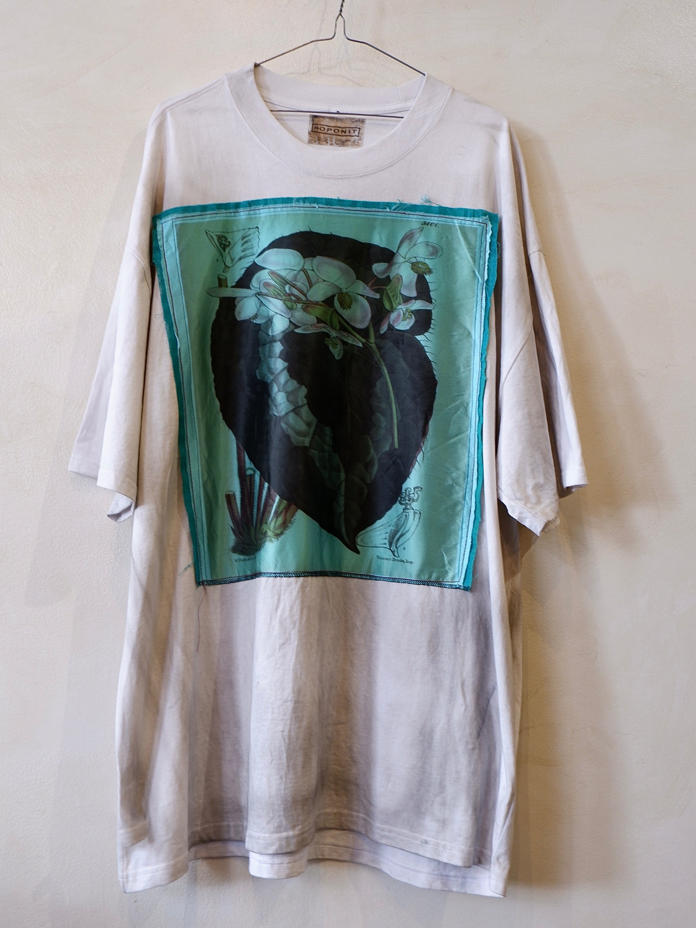 CSKTDISCBC60 CURTIS’S BOTANICAL DISTRESSED TEE TURQUOISE SILK