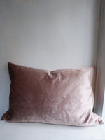 Load image into Gallery viewer, CUSHSVINDTAN55 INDIGO TANGERINE
