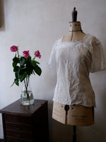 Load image into Gallery viewer, Capped Sleeve Square Neck Top
