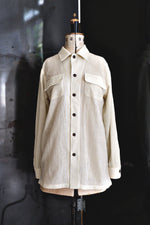 Load image into Gallery viewer, Woollen Gauze Open Collar Shirt
