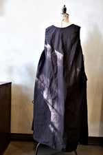 Load image into Gallery viewer, Froncé Réglable Chambermaid Dress
