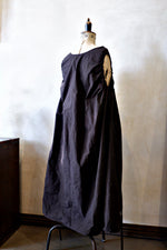 Load image into Gallery viewer, Froncé Réglable Chambermaid Dress
