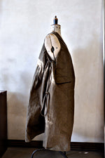 Load image into Gallery viewer, Froncé Réglable Chambermaid Dress
