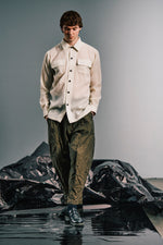 Load image into Gallery viewer, Woollen Gauze Open Collar Shirt
