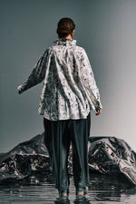 Load image into Gallery viewer, Dessin Victorian Collar Shirt
