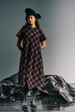 Load image into Gallery viewer, Wool Gauze Sac Dress

